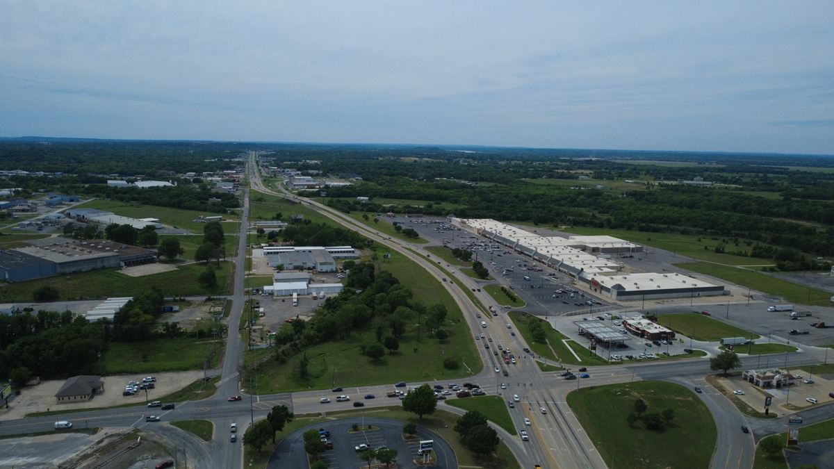 Shawnee Crossing