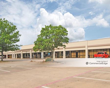 Photo of commercial space at 2201 K Avenue in Plano