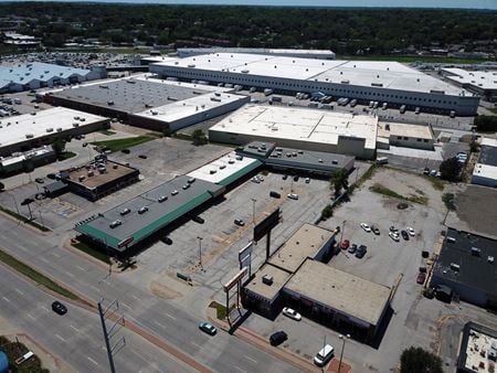 Industrial space for Rent at 304-328 S 72nd Street in Omaha