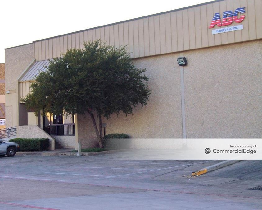 2701 South Shiloh Road, Garland, TX Industrial Building