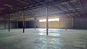 HIGH CEILING CENTRAL NASSAU WAREHOUSE SPACE