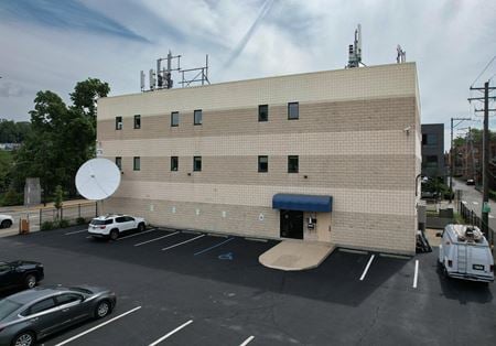 Office space for Rent at 4736 Penn Ave in Pittsburgh