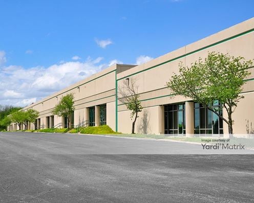 Airpark Business Center - Building 900