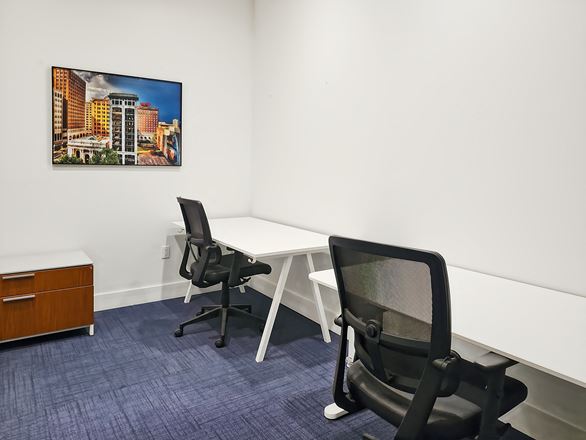 Regus - Jacksonville - Dennis St