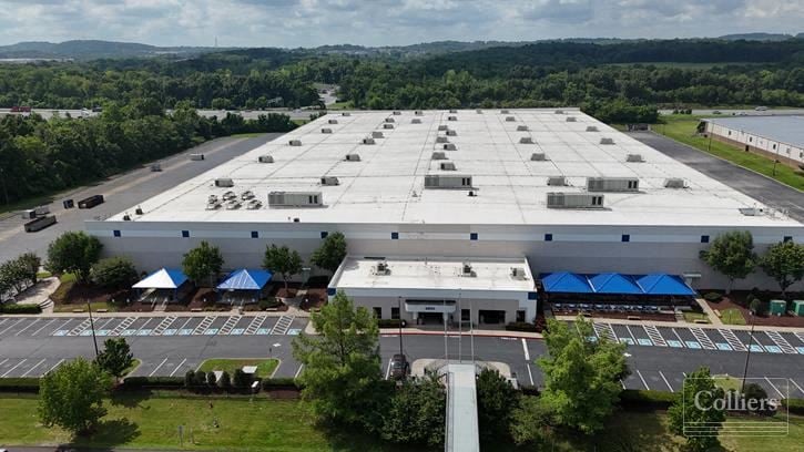 264,266 SF Industrial Building | Lebanon, TN
