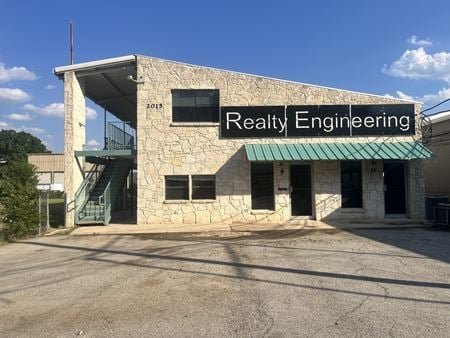 Photo of commercial space at 2015 Farm to Market Road 2673 in Canyon Lake