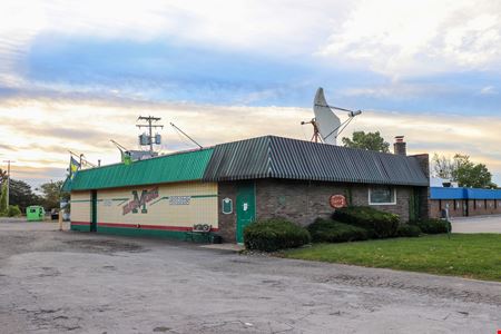 Photo of commercial space at 13490 Farmington Road in Livonia