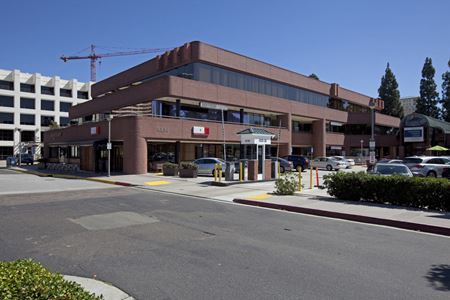 Regents Medical Court - La Jolla