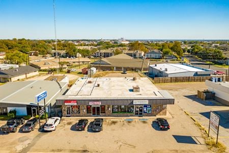 Industrial space for Sale at 715 Lake Air Dr in Waco