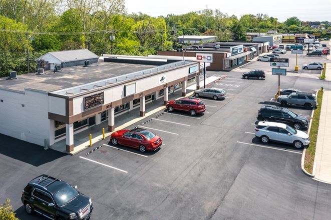 Southland Drive Retail Space For Sublease