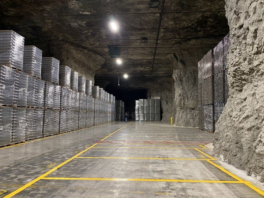 UNDERGROUND WAREHOUSE/DISTRIBUTION SPACE