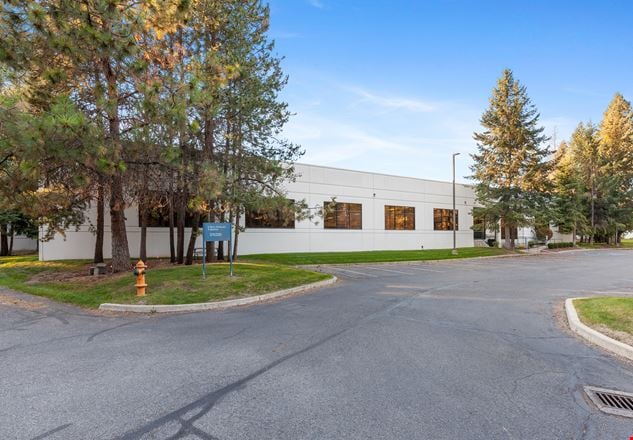 600 W Wilbur Ave