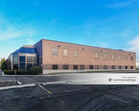 Office space for Rent at 3175 Commercial Avenue in Northbrook