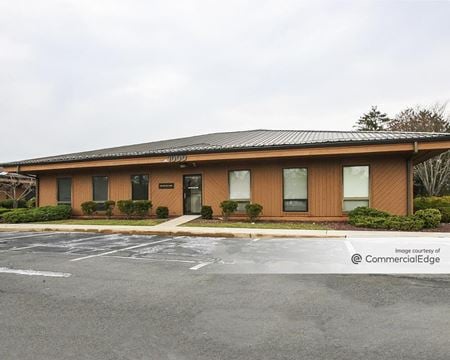 Photo of commercial space at 666 Plainsboro Road in Plainsboro