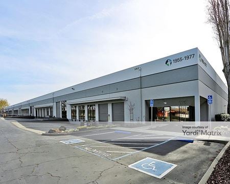 Industrial space for Rent at 1955-1977 Davis St - Bldg 1 in San Leandro