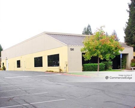 Office space for Rent at 1341-1353 Redwood Wy in Petaluma