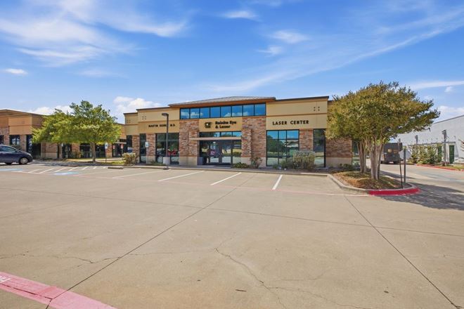 7433 Las Colinas Blvd