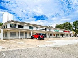 Retail/Office Suites For Lease | ±1,745 SF