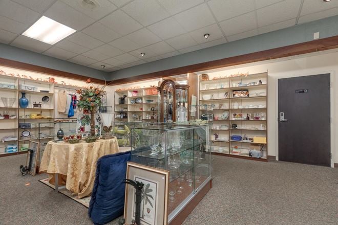 Creve Coeur Retail/Office Building