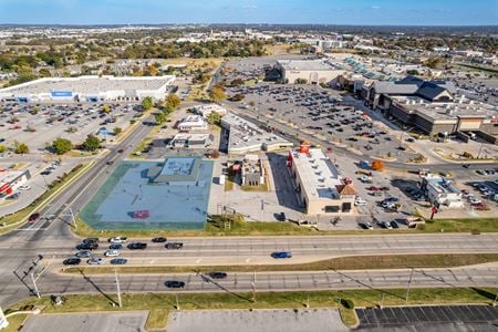 Retail space for Rent at 8104 East 68th Street in Tulsa