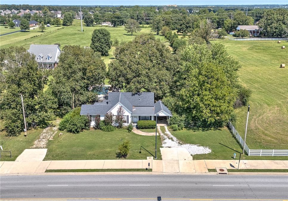 5516 Elm Springs Rd