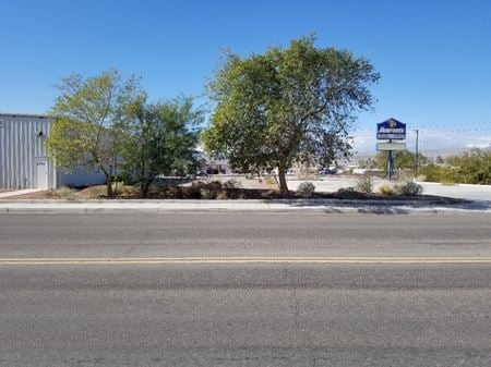 Photo of commercial space at 2747 Miracle Mile in Bullhead City