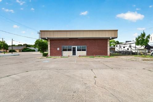 815 E Moore Ave