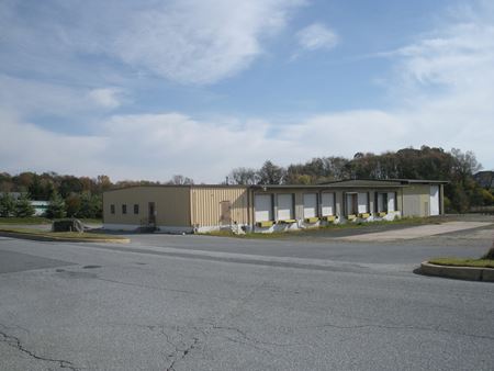 Industrial space for Rent at 5 Parkway Circle, New Castle, DE in New Castle