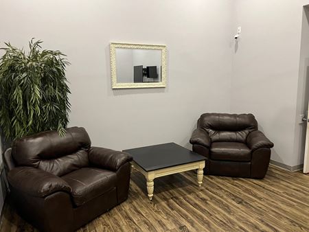 Photo of commercial space at 975 N Lindsey Ave in Republic