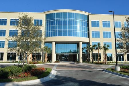 Photo of commercial space at 500 Colonial Center Parkway in Lake Mary