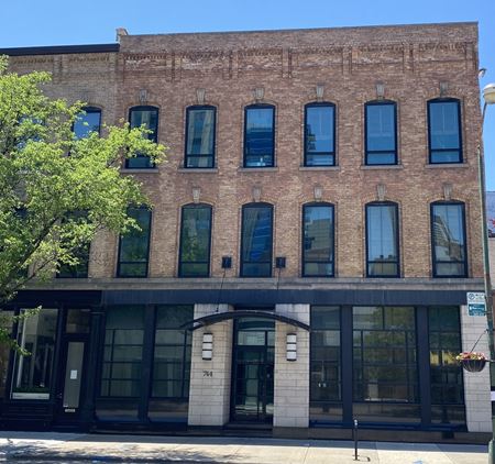Office space for Rent at 744 N. Wells Street in Chicago