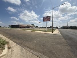 Former Family Dollar 