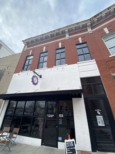 Photo of commercial space at 122 W Whitner St in Anderson