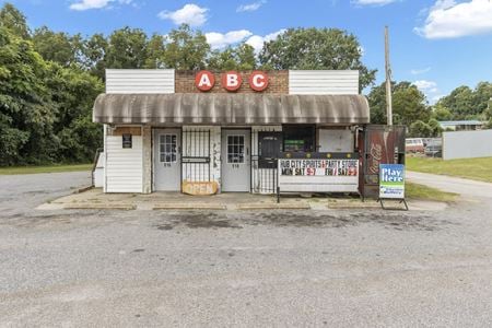 Photo of commercial space at 916/918 Howard in Spartanburg