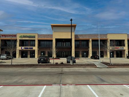 Photo of commercial space at 11161 Shadow Creek Parkway in Pearland