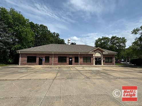 3885-3889 Darrow Rd