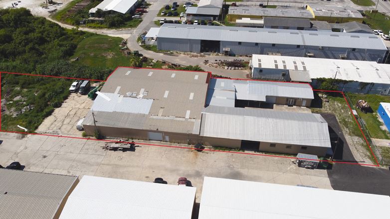 Warehouse on S Combee Rd