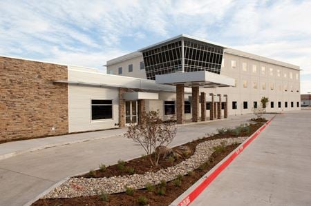 Office space for Rent at 400 W. Arbrook Boulevard in Arlington
