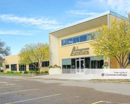 Industrial space for Rent at 63 St. Anthony Pkwy in Minneapolis