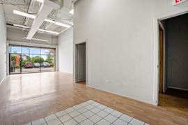 445 W Lake St