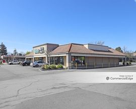 Summer Hills Plaza