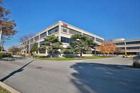 1350 Touhy Plaza