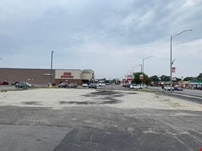 Lot at Signalized Intersection