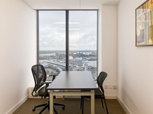 Regus - Montreal - Place d'Armes