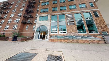 372 Avenue U | Modern Built-Out Medical Office Space For Lease in Gravesend - Brooklyn
