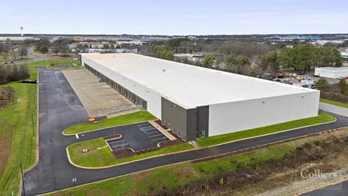 Jetport Industrial Center | 172,000 SF | Class A Industrial Facility