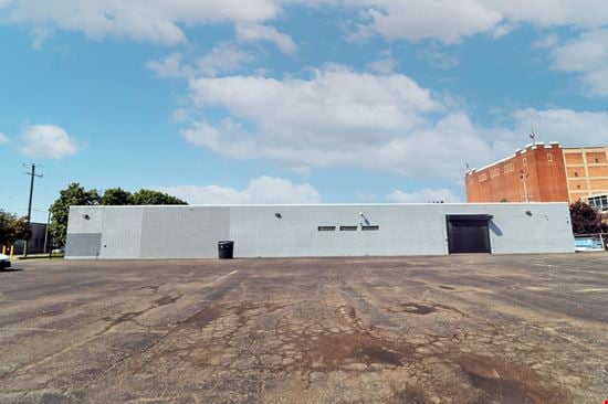 2000 Lafayette Blvd