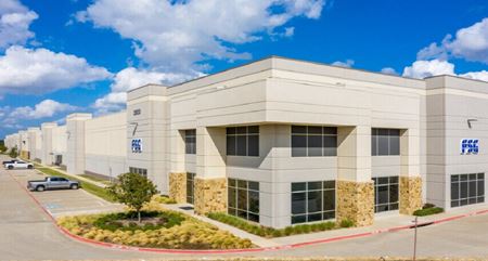 Commercial space for Rent at 2800 Valley View Ln in Irving