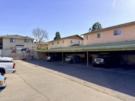 1208 E Ventura St
