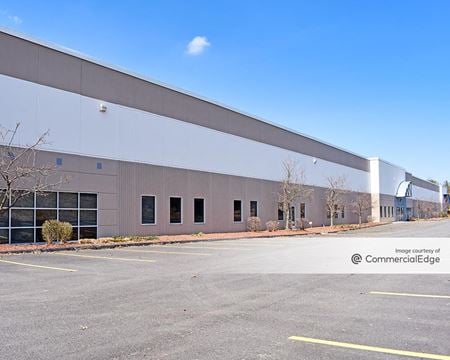 Industrial space for Rent at 28900 Fountain Pkwy in Solon